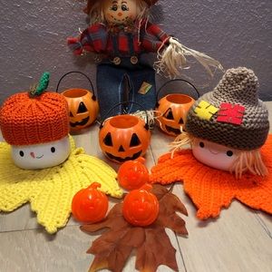 Vintage Halloween /Thanksgiving Scarecrow Set.   AVAFORT Marshmallow Mini Mugs